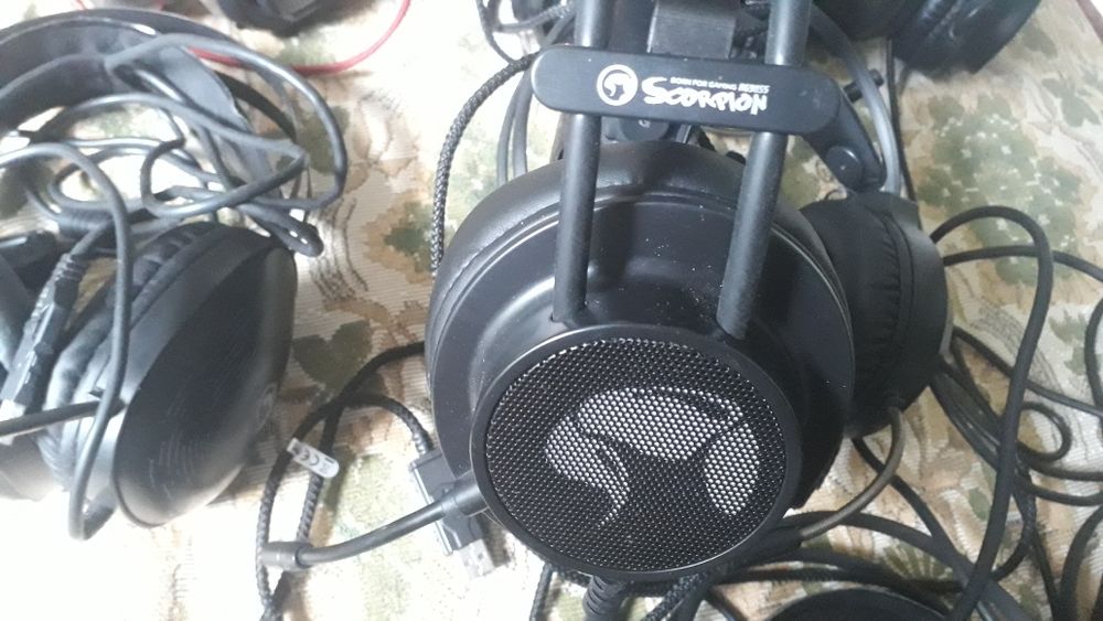 Геймърски  слушалки 28бр неработещи