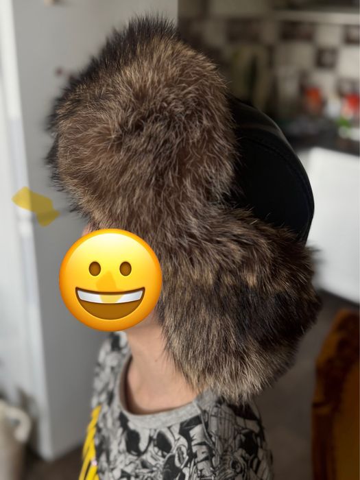 Продам зимнюю детскую, подросковую шапку на мальчика