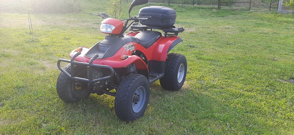 Vând atv E-ton 150cc 2x4