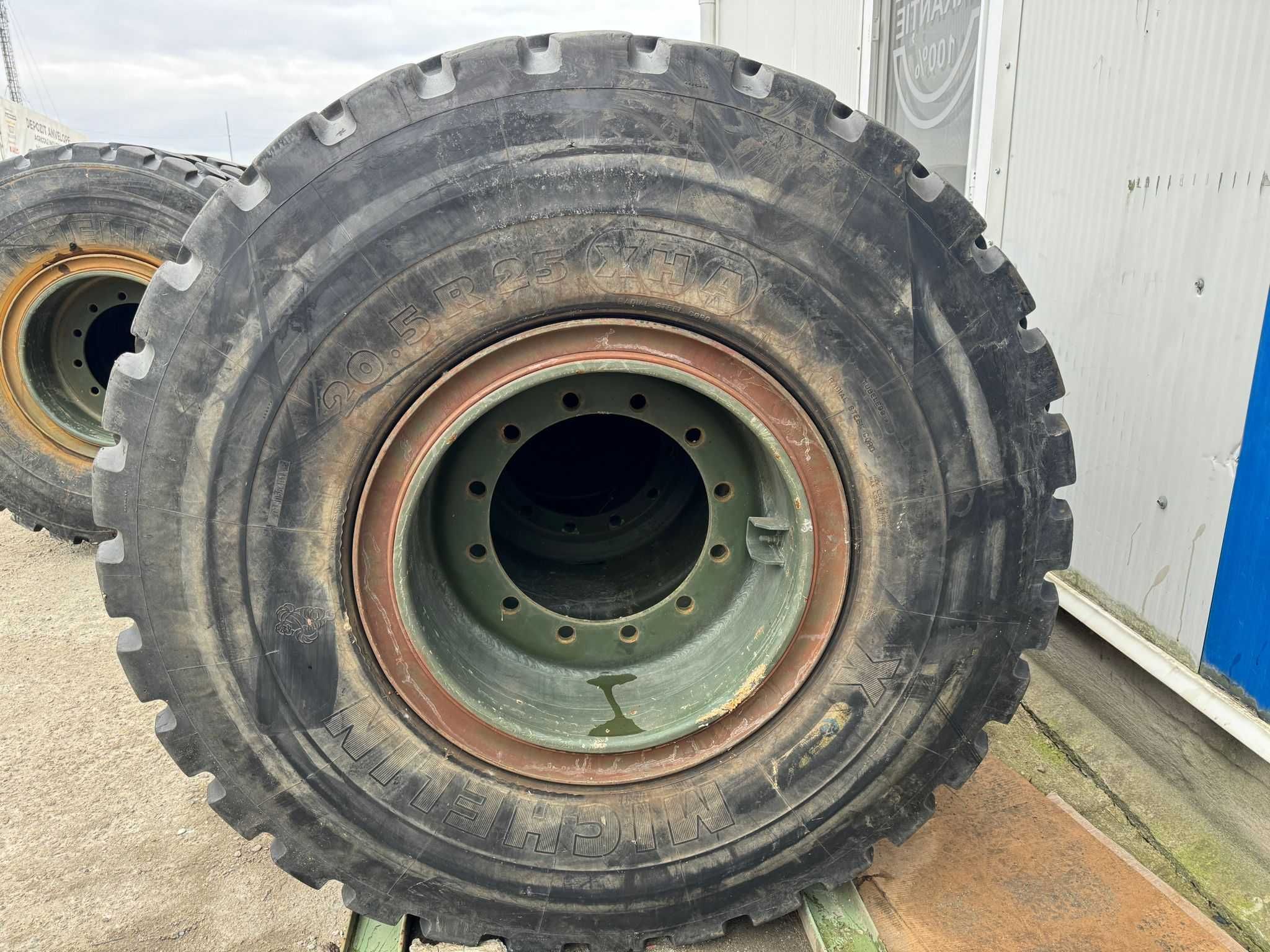 20.5r25  cauciucuri Michelin pline import pt vola jcb komatsu cu janta