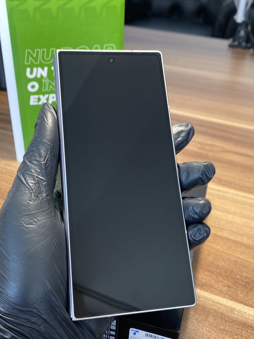 Samsung Galaxy Z Fold 6 Duos / Garanție 12 luni / 256 Gb / Foarte bun