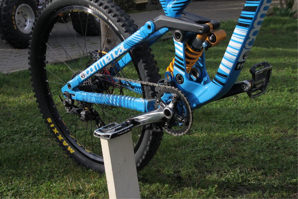 Commencal_DH_V3_