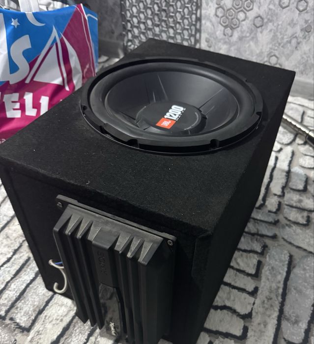 Сабвуфер 1200 ват
