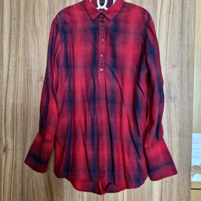 Cămașă în carouri Sisley – stil casual-chic, mărime S