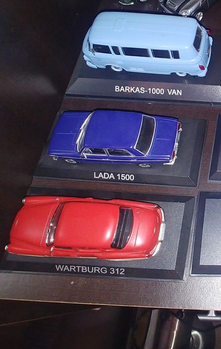 Machete 1/43 Deagostini Barkas Lada Wartburg Vaz Trabant Gaz Moskvitch