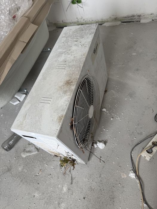 Aer conditionat Whirpool - Unitate externa 12000 btu
