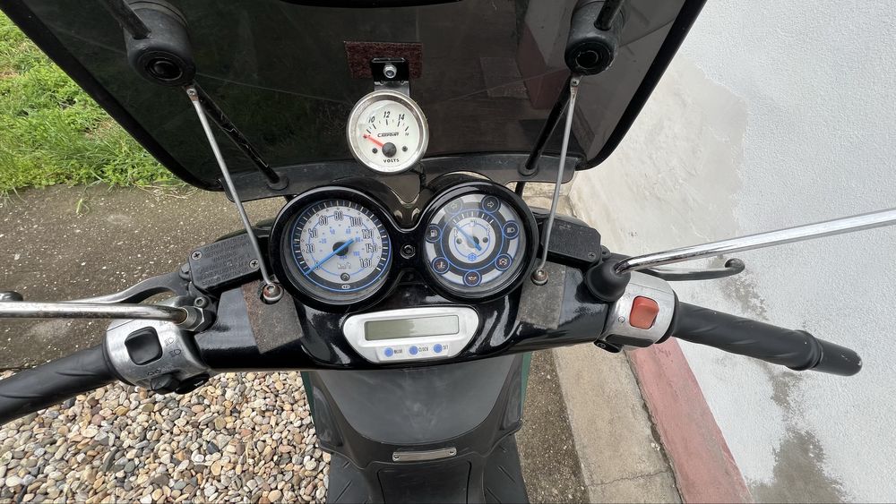 Scuter Piaggio Beverly 125