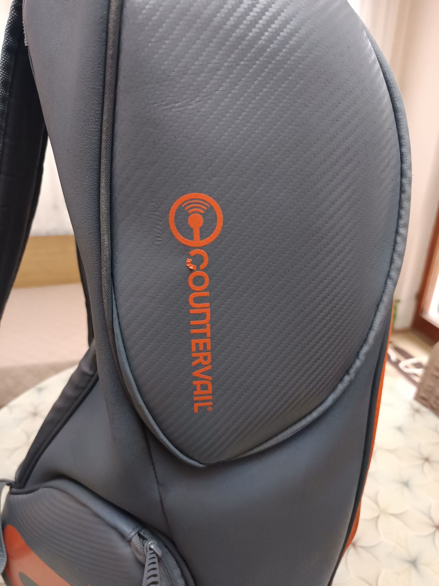 Сак за тенис отличен.
