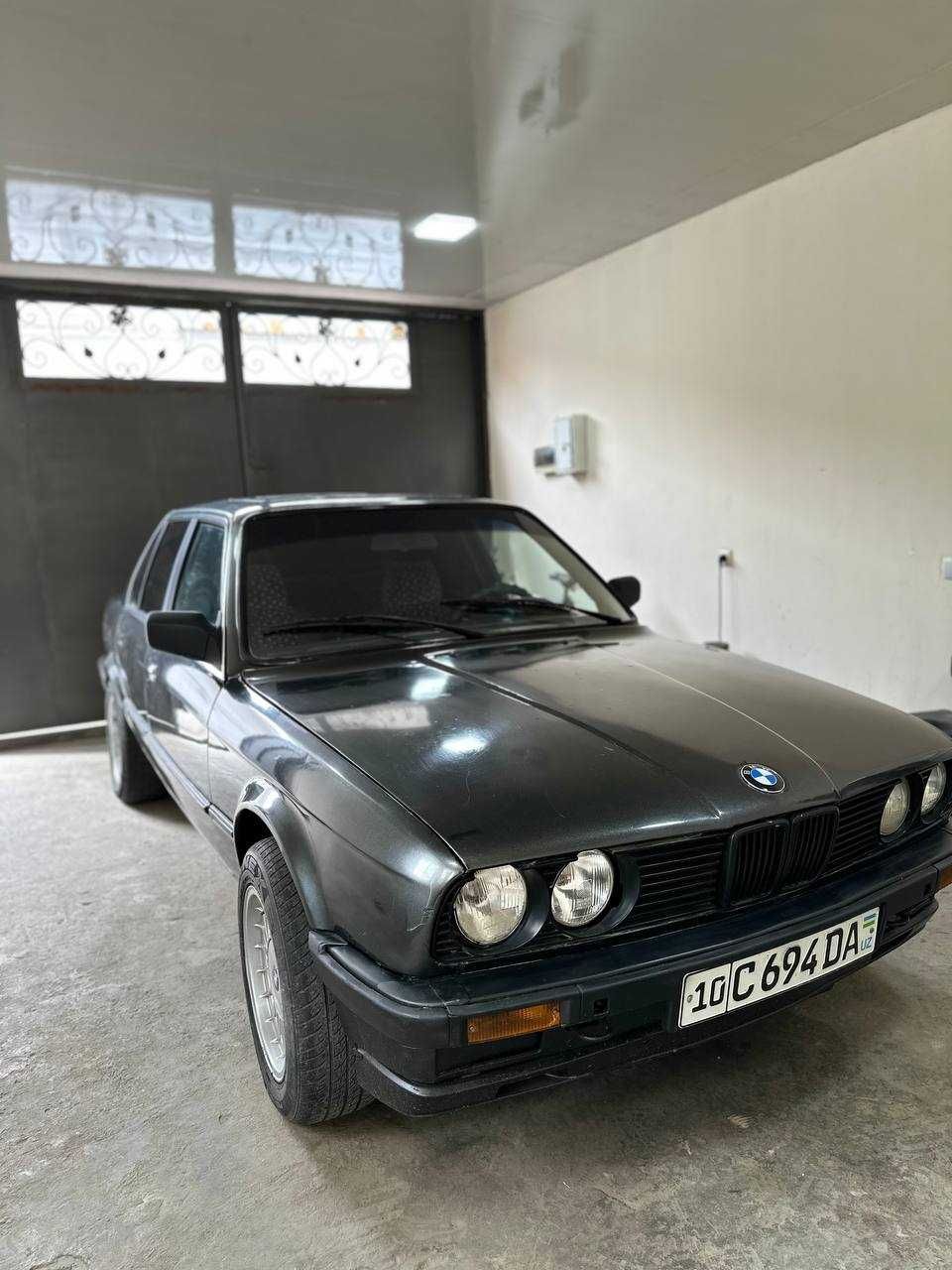 Продаеться BMW 318