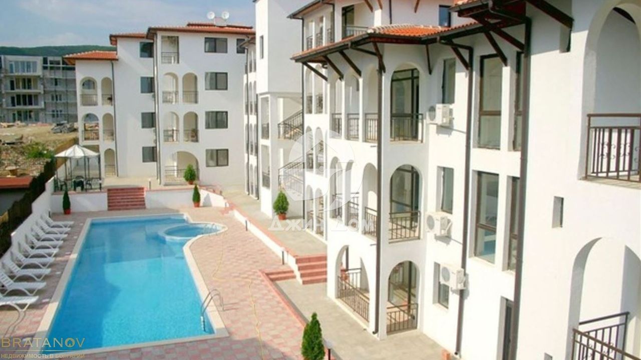 Продава се Четиристаен апартамент в Свети Влас - 121 кв.м за 1124 €/кв.м - Снимка #5