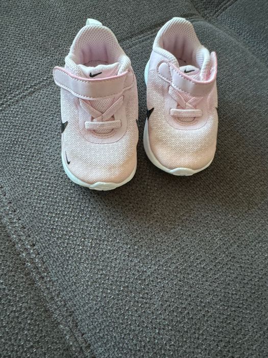 Бебешки маратонки Nike Revolution 7