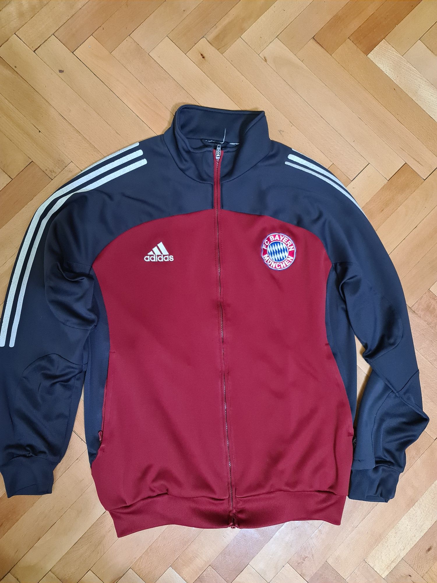 Bluza Adidas Bayern Muchen marimea M