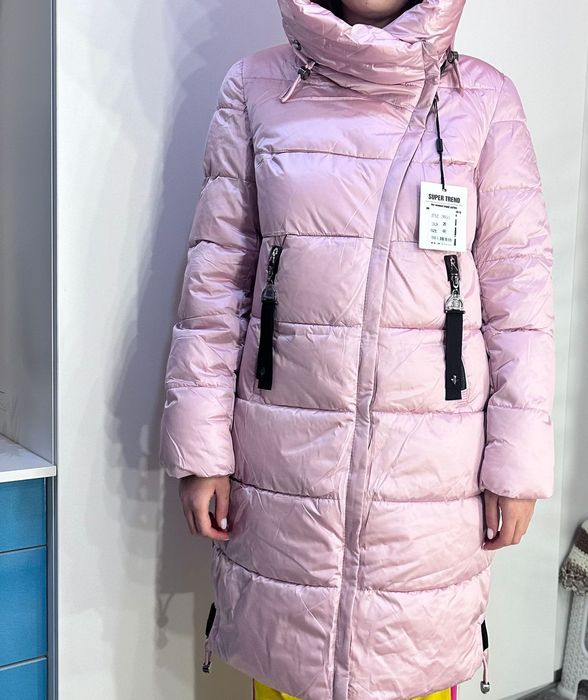 Пуховики теплые новые