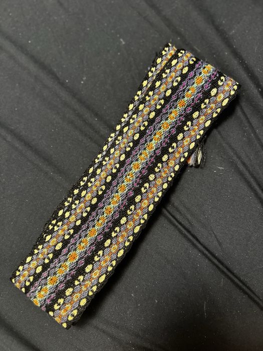 Cămași, ii, veste si brauri tradiționale– Artă autentică românească