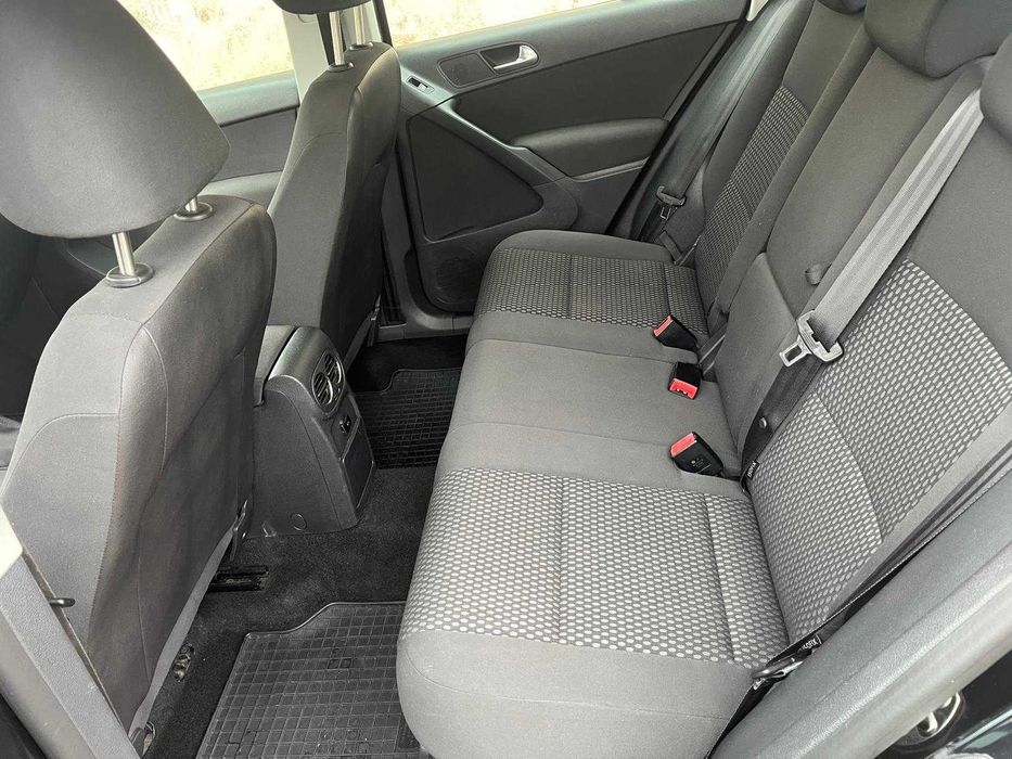 Vand Vw tiguan 2.0 tdi 4x4 2010 Euro 5 Km 211000 reali Pret 7500 E neg