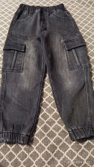 Джинсовые брюки детские  демисезонные