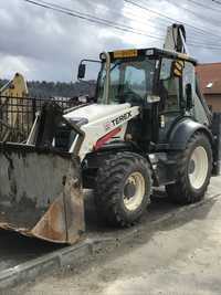 ..Buldoexcavator cu picon..