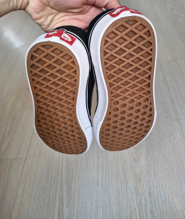 Teniși pentru copii Vans mărimea 32 nouă