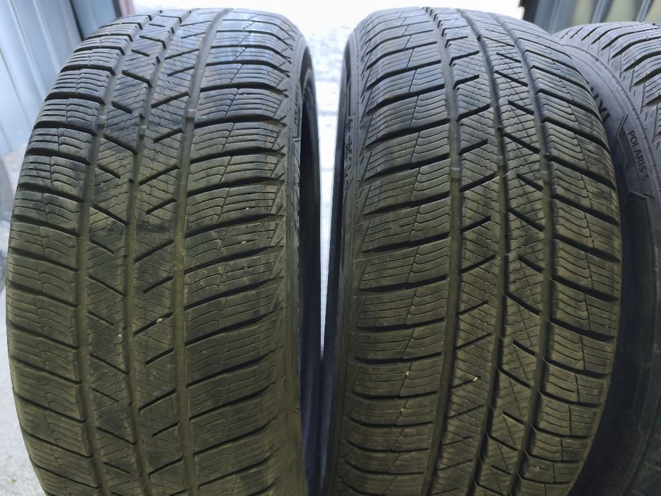 Anvelope iarna 215/60 R17 Barum, Kumho