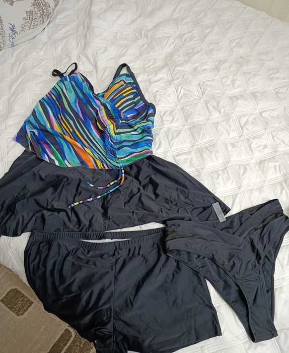 Продам купальк новый