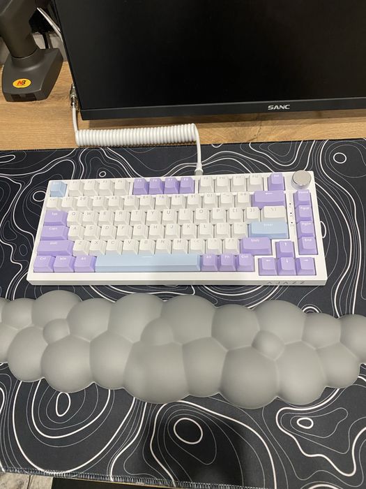 продам клавиатуру ajazz ak820 с аксессуарами