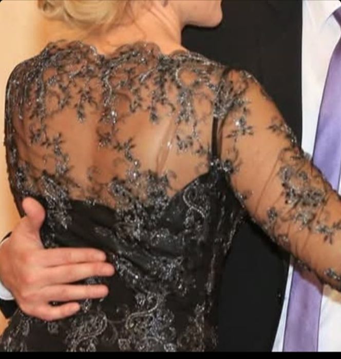 Rochie superbă, spectaculoasă, mărime 36-38.