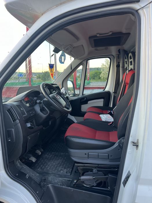 Vand Fiat ducato din 2014 , motir 2,3 la 400,000 km cu prelata de 8ewp
