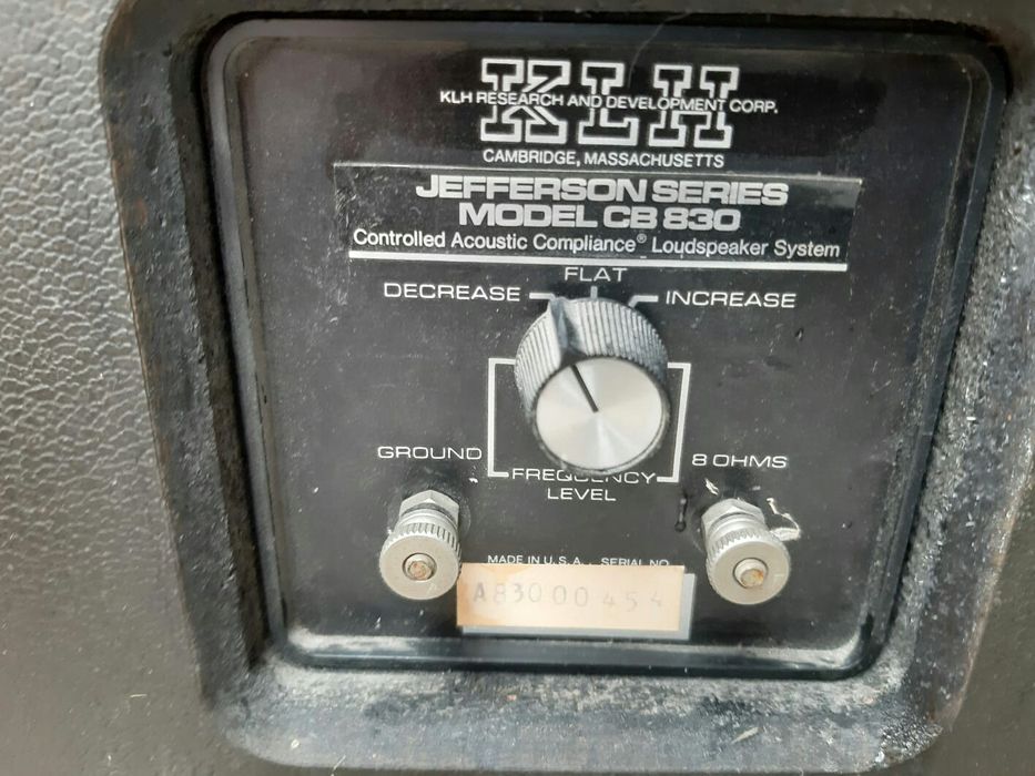 Vând boxe KLH Jefferson Series CB 830