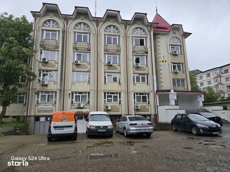 Parter în zonă liniștită:  birouri, clinică medicală, afterschool