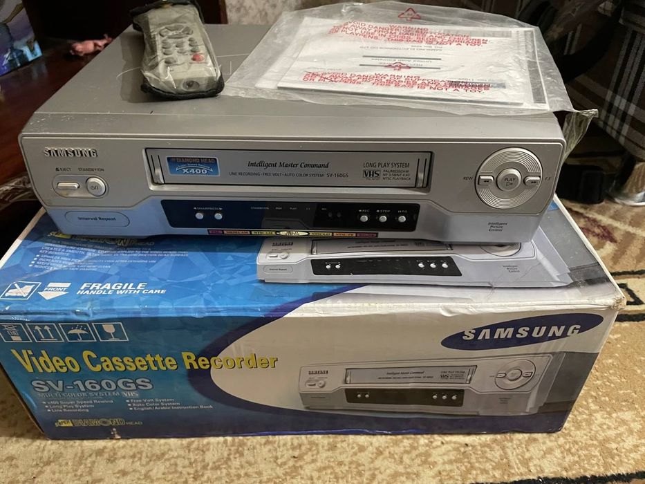 Видеомагнитофон Самсунг