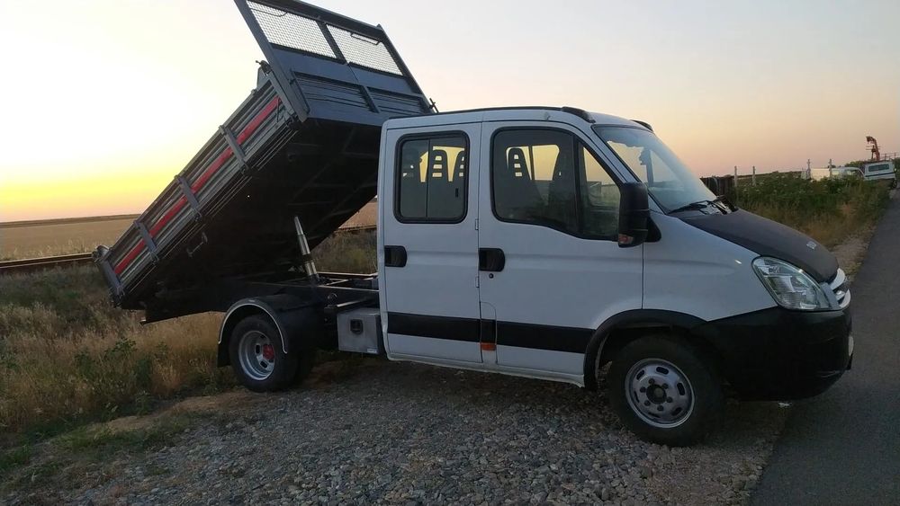 Iveco Daily 35c15 - 7 Locuri - Italia - Clima / Basculabil Trilateral pe cutie