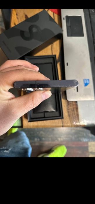 Vând Samsung S22 ultra