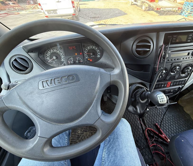 Iveco daily cu lift  40c18 35c18  3.5tone