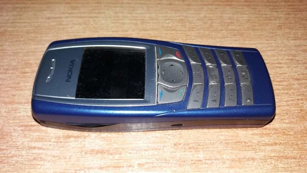 Nokia 6610i putin folosit ca nou