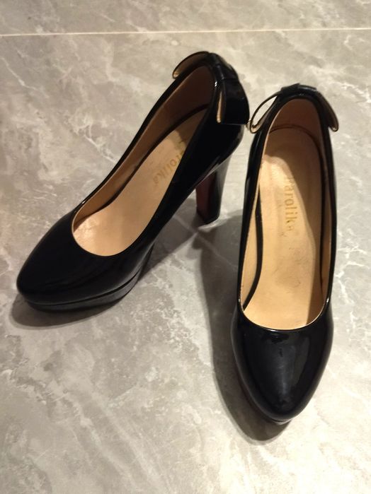 Продаются женские туфли. Размер 36.  Tufli sotiladi. 36- razmer