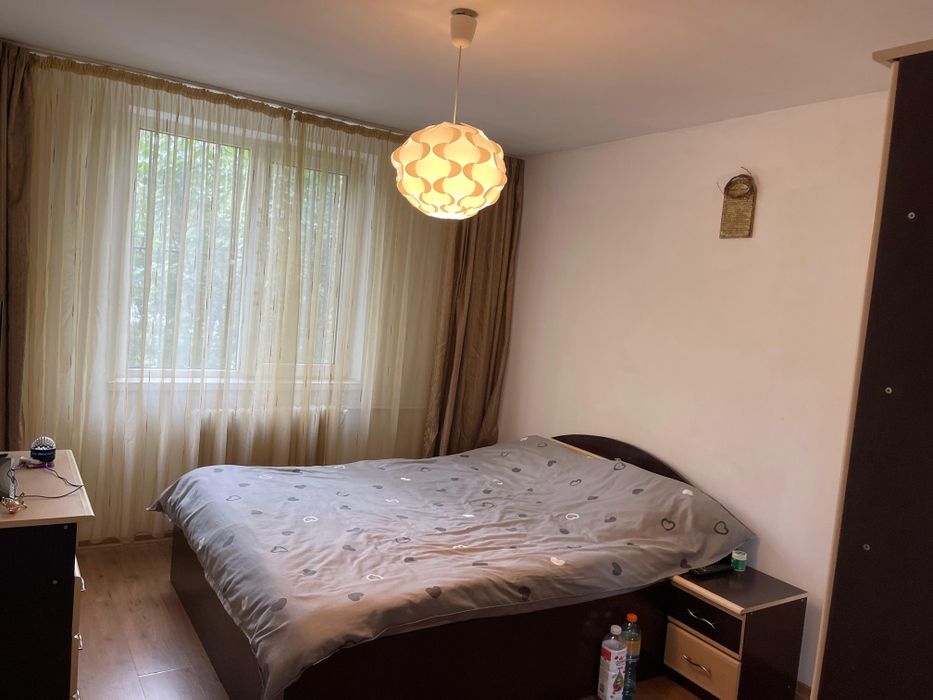 Vând apartament 2camere,stradal,Craiovei