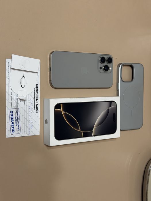 Почти новый Iphone 16 Pro Max 256gb Полный комплект айфон 16 про макс