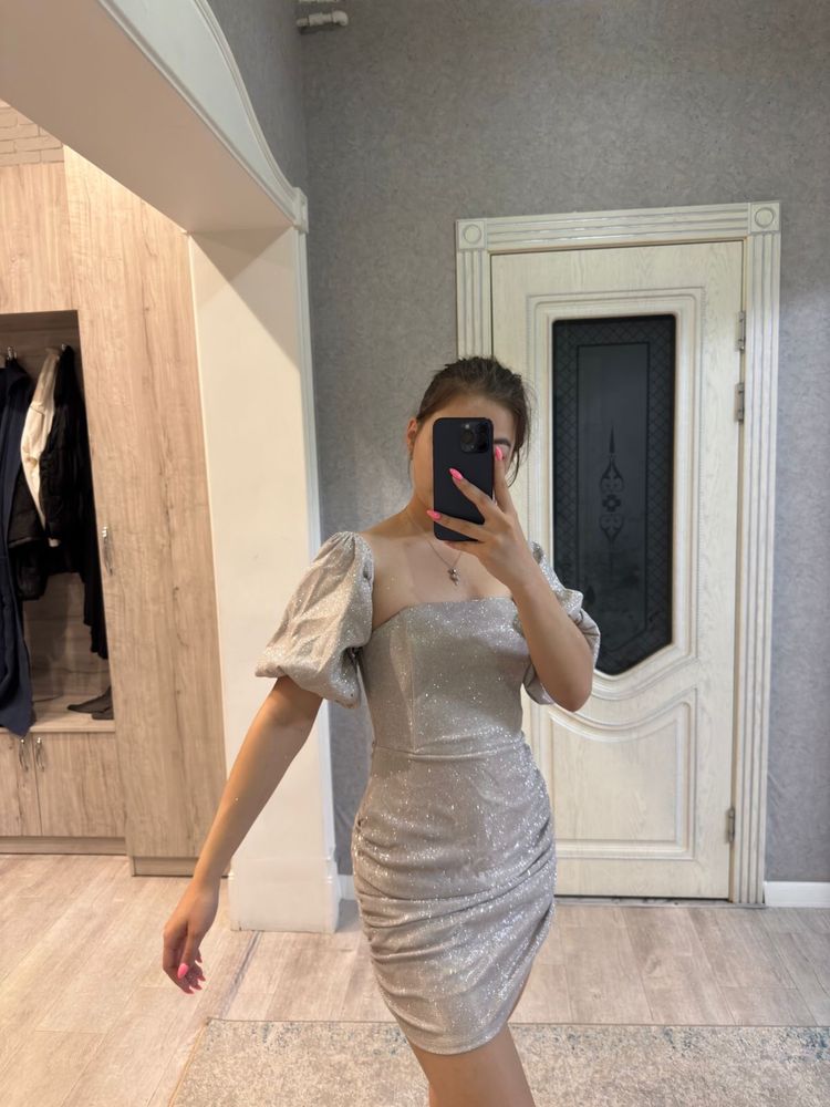 Продам платье s-xs