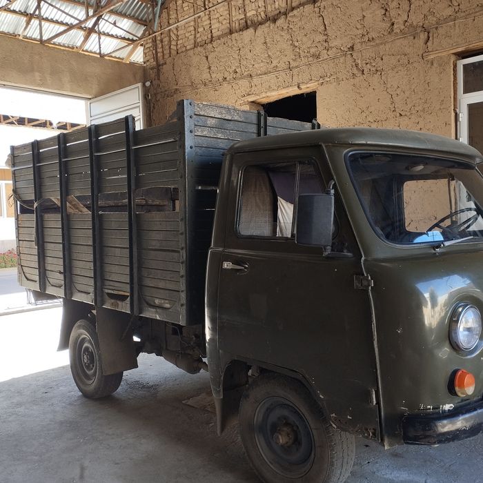 UAZ 452 bartavoy sotiladi.  Kattaqoʻrgʻon shahar. Kelishilgan narxda