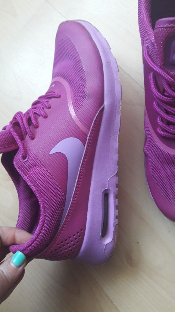 Nike AIR max thea