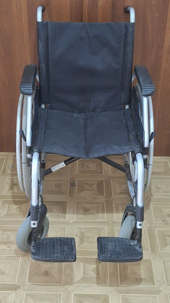 Инвалидная коляска