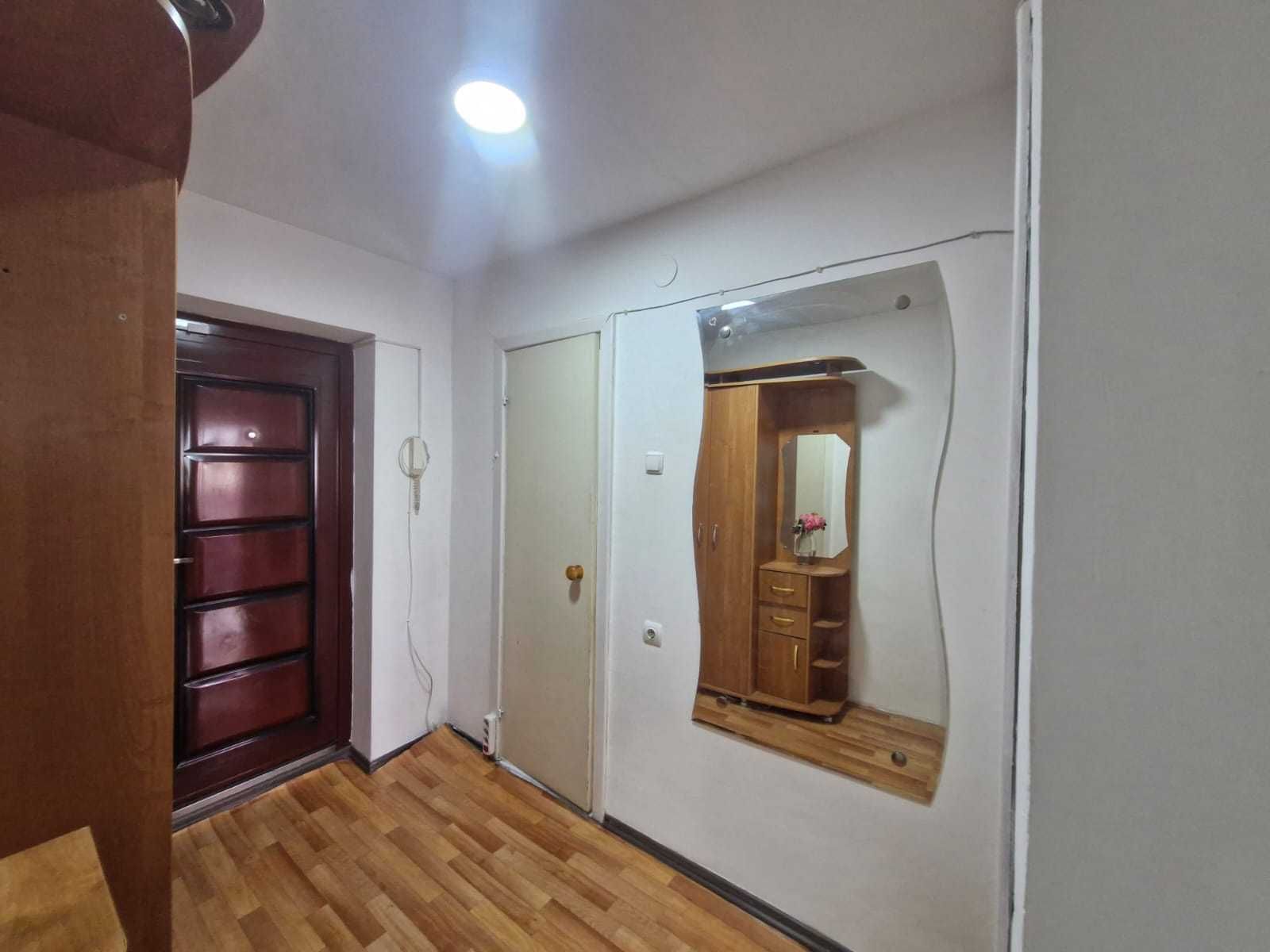 1 комн кв. 4 мкр  улучшенной планировки