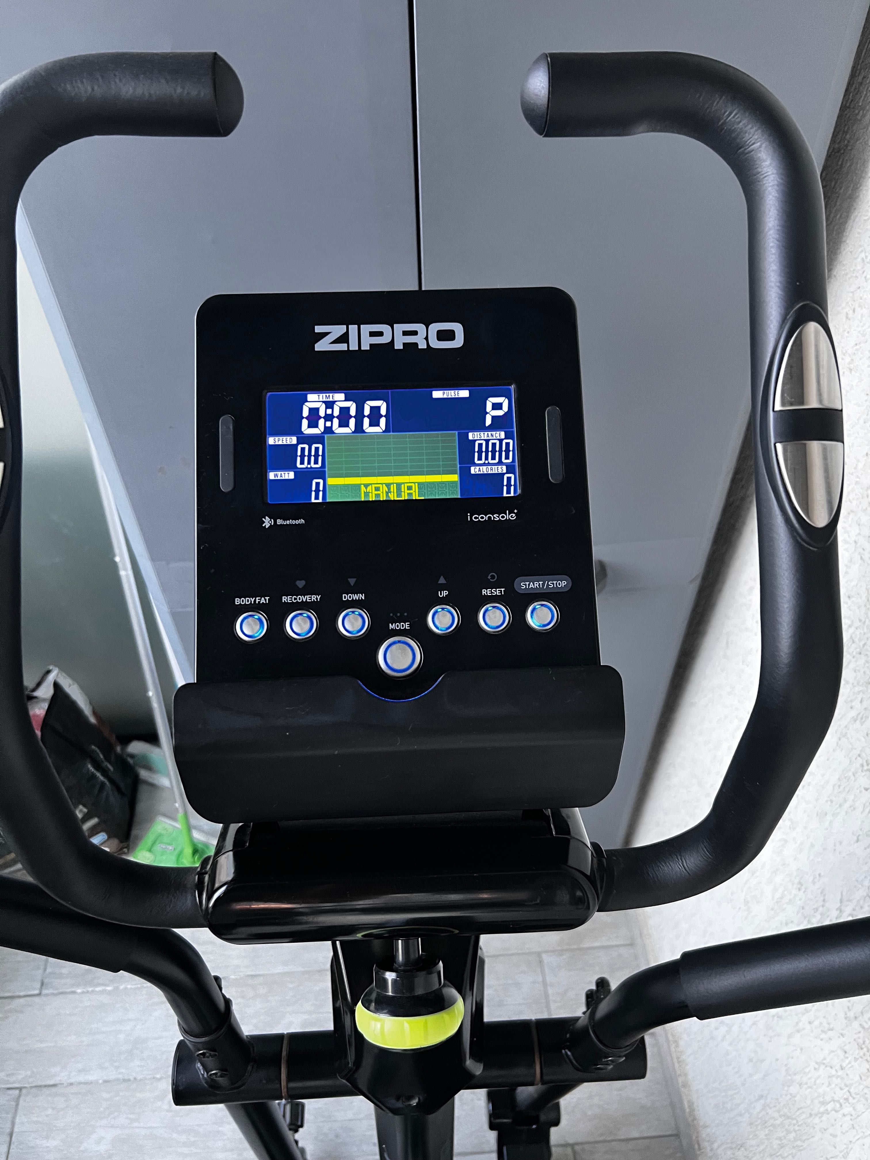 Bicicleta eliptica Zipro Dunk iConsole volanta 12kg greutate max 150kg