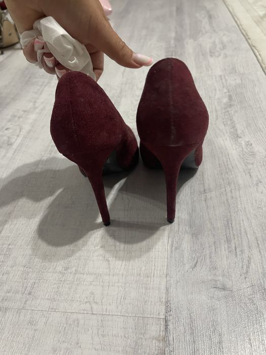 Vand pantofi    Stileto mai multe modele