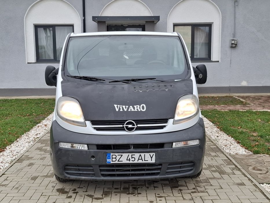 Opel vivaro 1.9 diesel,înmatriculat ro,acte valabile,fiscal pe loc.