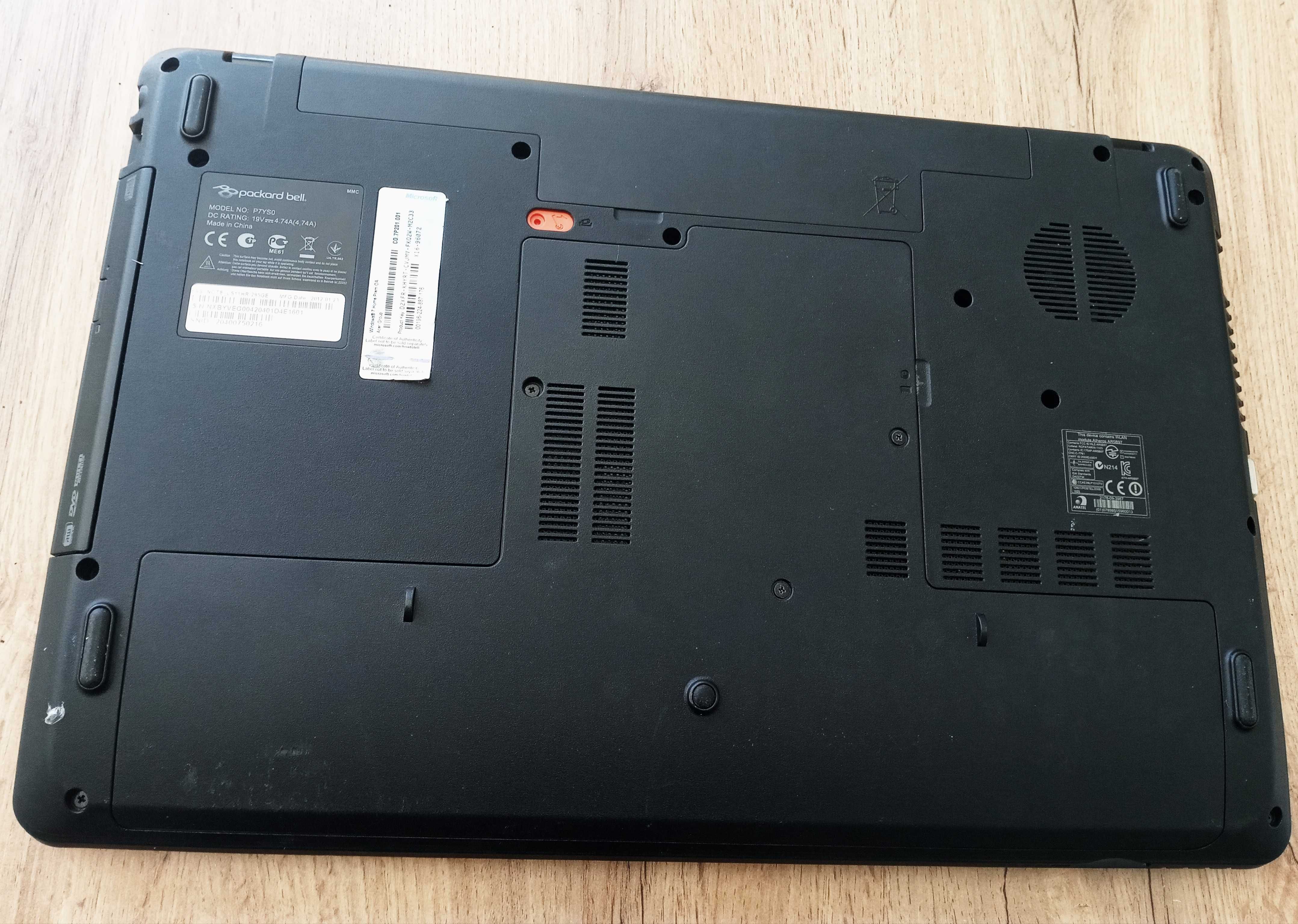 Лаптоп PACKARD BELL i7 SSD 17 "