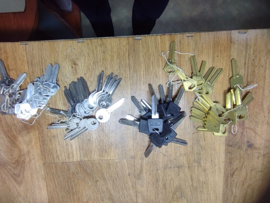 Заготовки ключей для дверных замков