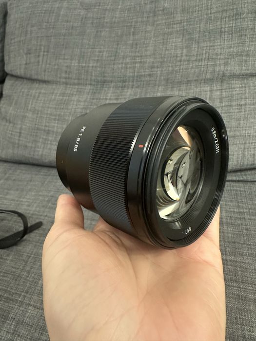 Sony FE 85mm F1.8