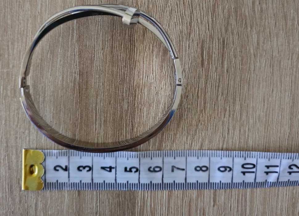 Нова и ефектна дамска гривна - изпращам и подарък!