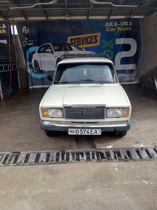 Жигули ВАЗ 2107 хорошим состояние